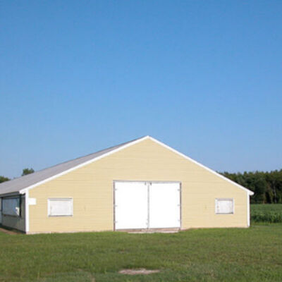 Safety Lightweight Steel Frame Chicken Coop Customized For Poultry Farming