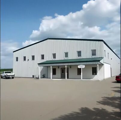 Lanjing Prefabricated Commercial Steel Buildings , Steel Frame Metal Buildings