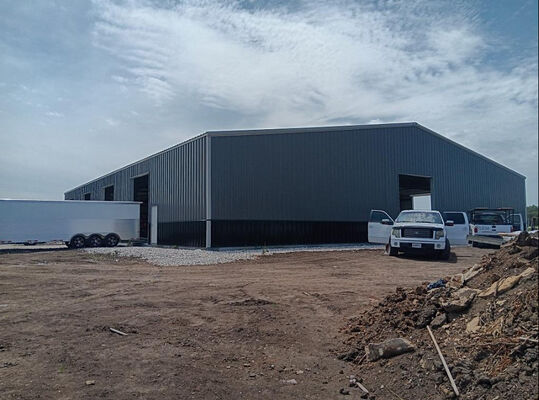 Q345 Steel Grade Industrial Steel Building with Optional Heat Insulation System