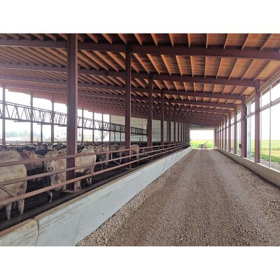 Corrosion Resistant Prefabricated Steel Shed Construction , Steel Farm Equipment Storage Shed