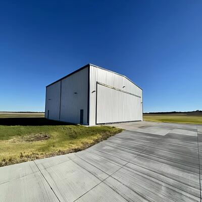 Modern Multi Functional Weather Resistant Steel Structure Hangar for Aircraft Parking & Maintenance