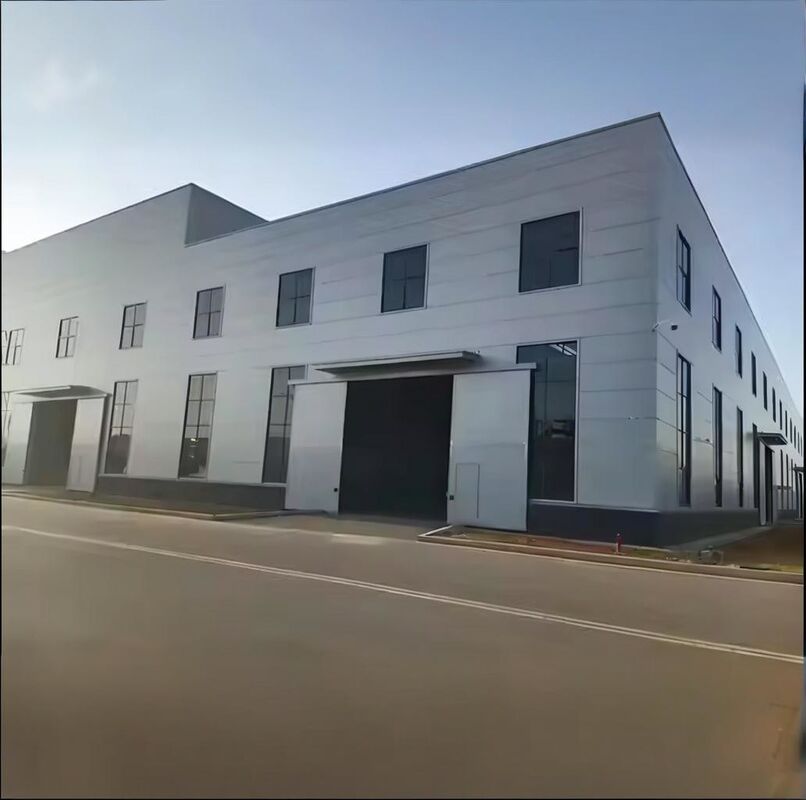 High Rise Steel Construction Building , Q345B Q235B Light Steel Frame Multi Storey Construction