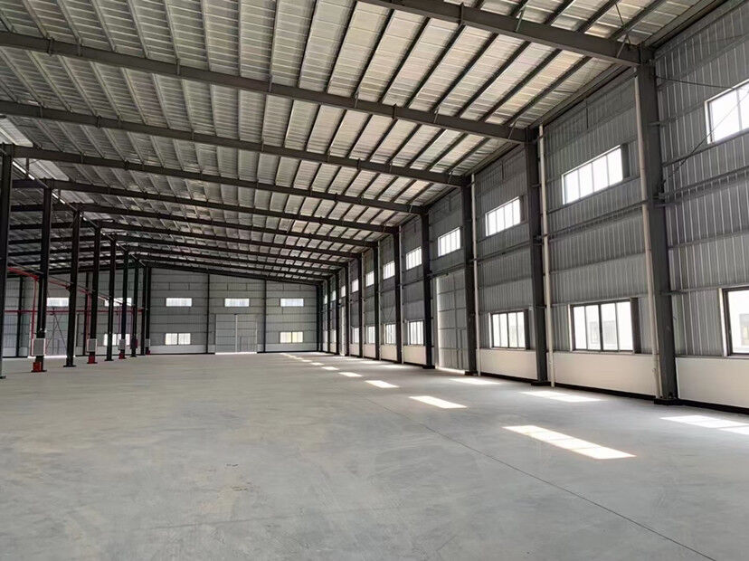 Prefabricated H Beam Steel Structure Factory With Sandwich Panel Wall And Roof
