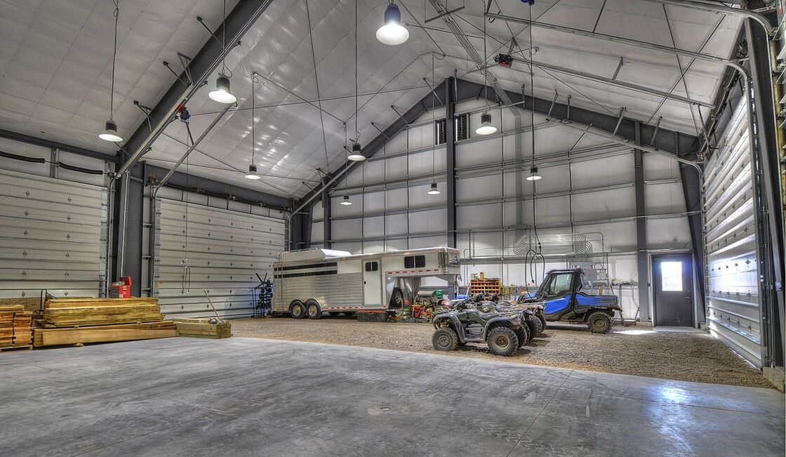 Bolted Welded Connection High Strength Low Cost Prefabricated Steel Structure Metal Building Kits Modern Short Construction Time