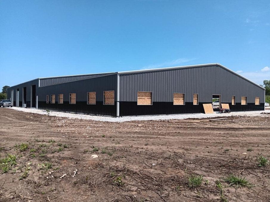 Custom Steel Structure Warehouse with Sliding Doors Q235/Q345