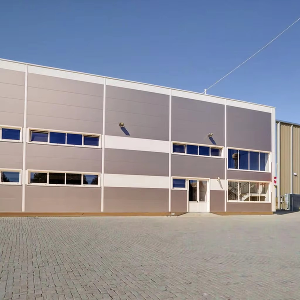 Eco Friendly Steel Structure Construction Weather Resistant Custom Steel Frame Building Workshop