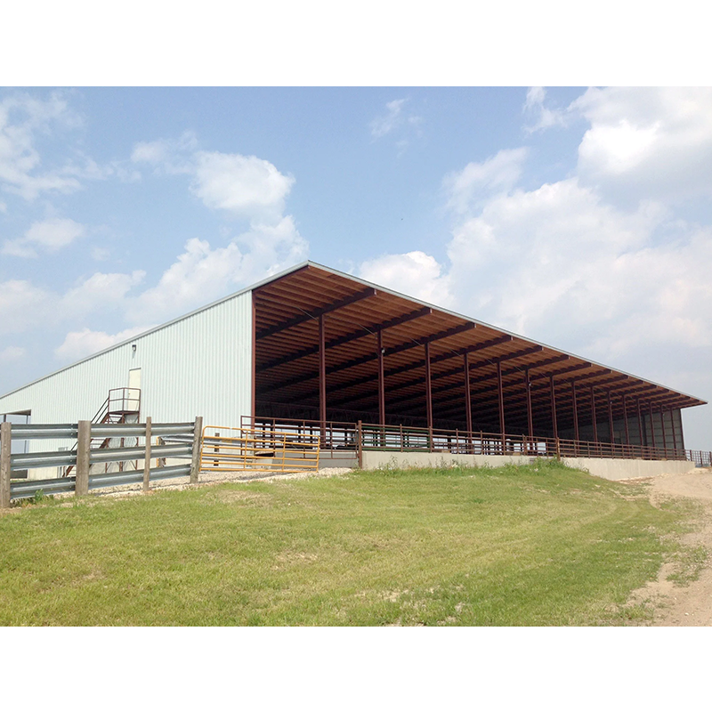 Corrosion Resistant Prefabricated Steel Shed Construction , Steel Farm Equipment Storage Shed