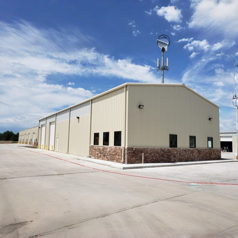 Prefabricated Steel Structure Warehouse with 50 Years Lifespan Customized Sizes and Sandwich Panels