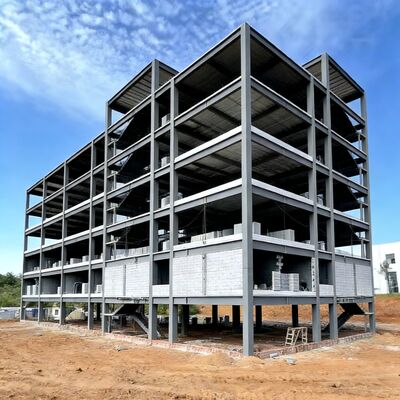 Multi-story steel structure building with high load-bearing capacity ...